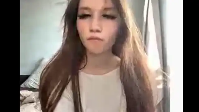 LunarVelvet's Live Chat Room