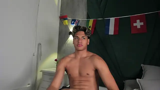 Marco_delux Webcam show