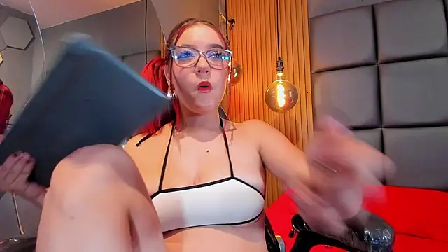 RUBY_ROSS_ লাইভ চ্যাট রুম