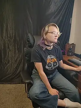 Sun_Ray02's Live Chat Room
