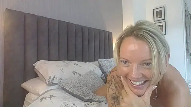 SexpotPolly Live Chatraum