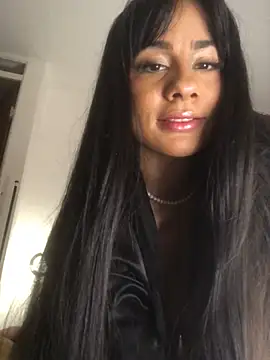 SelinaCat_ Adlı Modelin Canlı Sohbet Odası