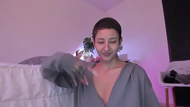 xreeeevizn Live chat-huone