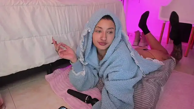 xreeeeviz's Live Chat Room