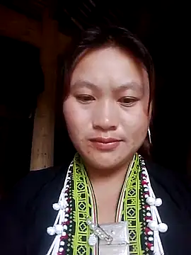 Lan-oanh's Live Chat Room