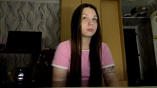 Chat soba uživo modela SallyFacing