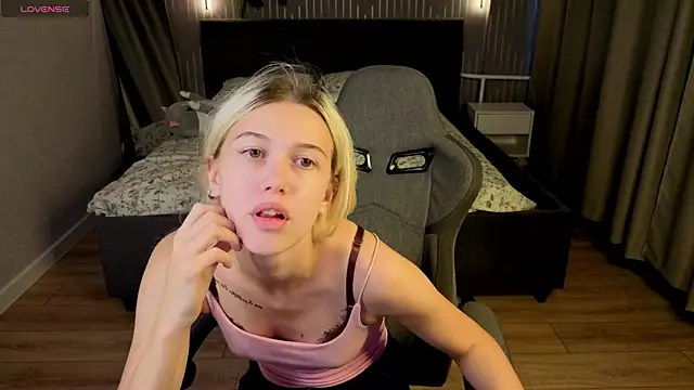 ChloexBarbie – live chatrum
