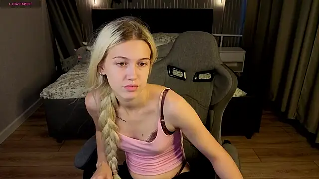 ChloexBarbie чат на живо