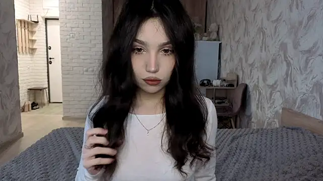 AmieSky Adlı Modelin Canlı Sohbet Odası