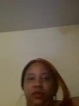 Sala de chat ao vivo de BRATTYSPOILEDDOMQUEEN