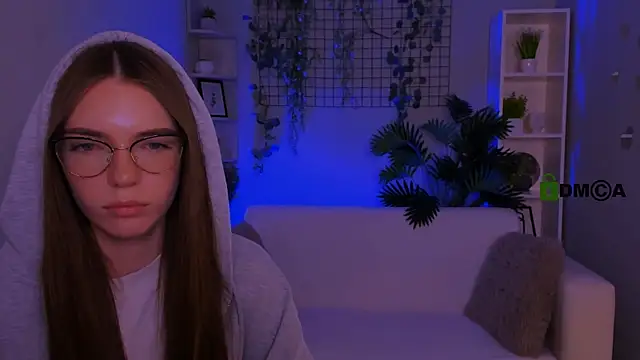 Živá kamerová sex show emilia_fly