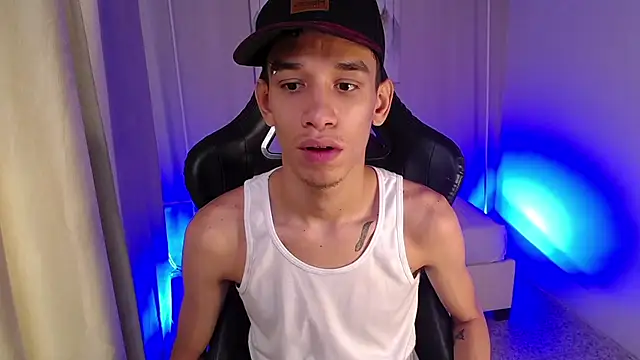 YorYo_hot Шоу с уебкамера