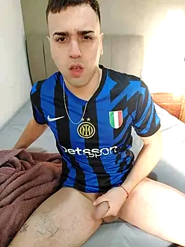 Agusss_2000's Live Sex Cam Show