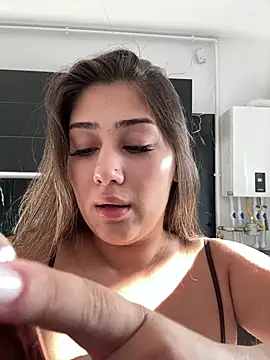 Chat soba uživo modela VivianneViolet