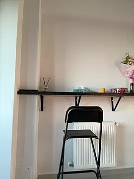 Chat soba uživo modela VivianneViolet