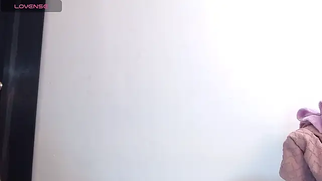 bianca_imp – Naživo chatovacia miestnosť
