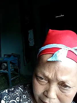 Single-M0m69 – live chatrum