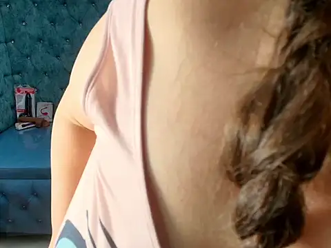 Živá chatovací místnost SaraThonson_