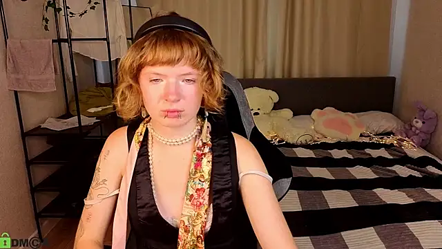 VioletDesiree élő chatszobája
