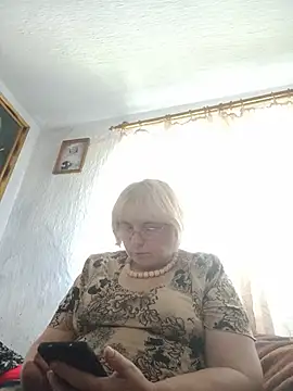 Chatroom en direct de Elena_Beautiful784