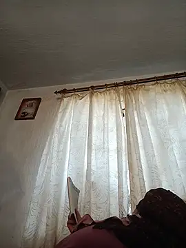 Živá chatovací místnost Elena_Beautiful784