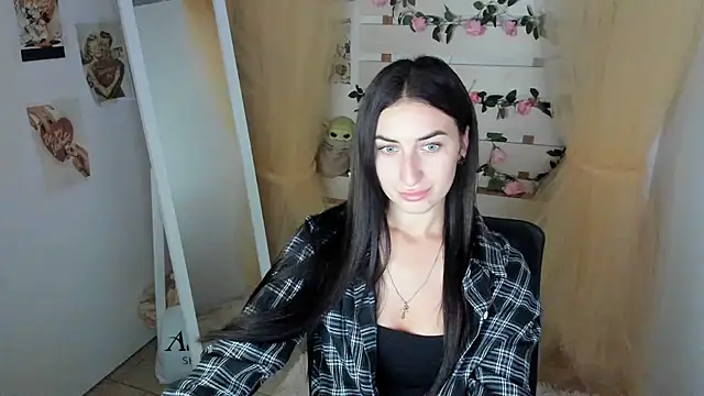 Star_Emily_ – Naživo kamerová sex šou 