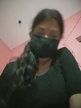 Queen_Sakshi1 – live chatrum