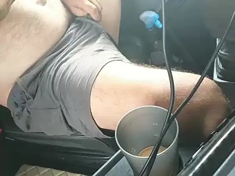 Pokazy przed seks kamerką na żywo – man_bisexual