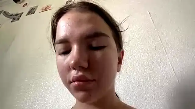 Živá chatovací místnost TommyeRodeen