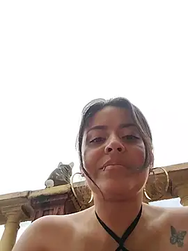 Sala de chat ao vivo de LUNAGREEN_1
