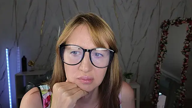 Živá chatovací místnost Elizabeth_Grace