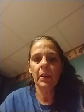 Živá chatovací místnost Lovemeup69