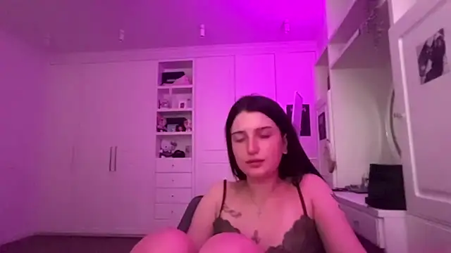 ShuJarecke Live Chatraum