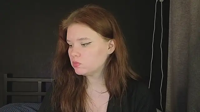 Alicewood69 live-chat rom