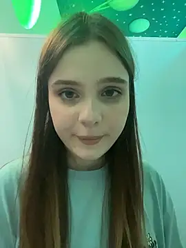 غرفة دردشة Lunabelle_ المباشرة