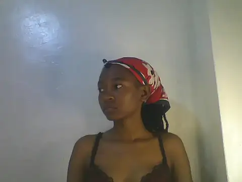 cutebrownny Live Chatraum