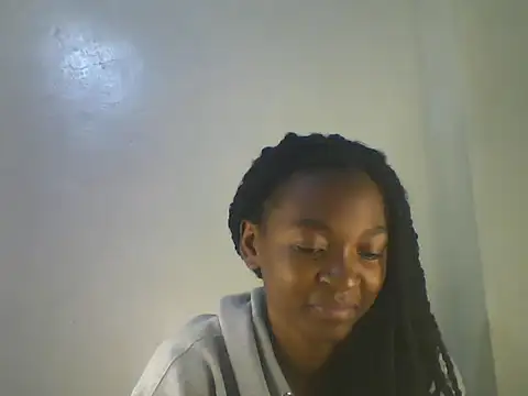 cutebrownnyn Live chat-huone
