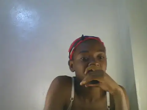 cutebrownnyn Live chat-huone