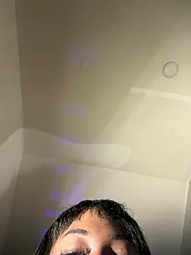kkellysmith's Live Chat Room