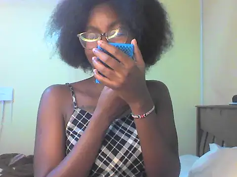 Ebonymuse – live chatrum