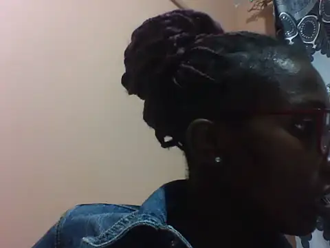 Brown_divas' Live Chat Room
