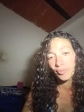 arianahillt – live chatrum