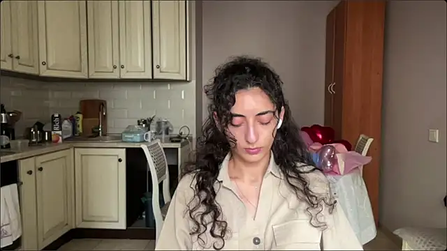 غرفة دردشة ShantiLeavitt المباشرة