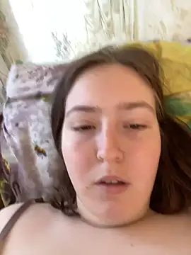 חדר צ'אט בשידור חי של SweetyCute7
