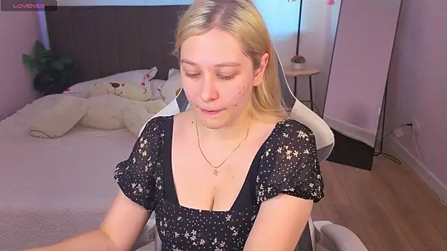 غرفة دردشة AmeliaxCandy المباشرة