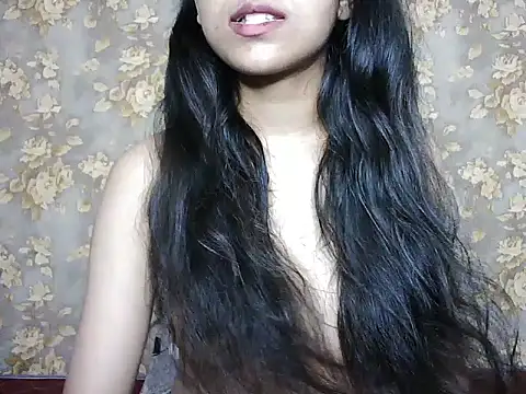 Disha-vibes Adlı Modelin Canlı Sohbet Odası