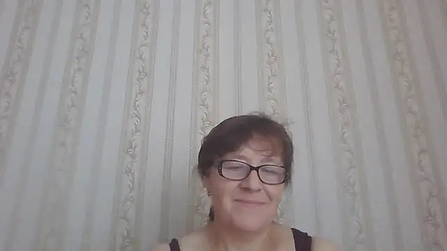 Pokazy przed seks kamerką na żywo – Nastenka01
