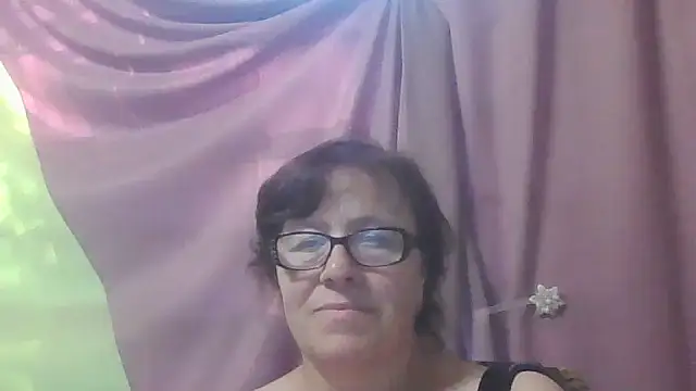 Nastenka01 Adlı Modelin Canlı Sohbet Odası