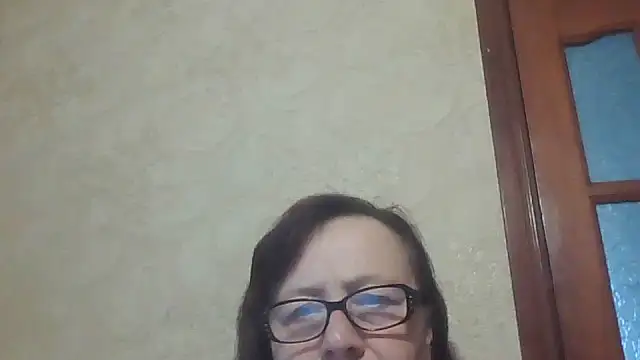 חדר צ'אט בשידו ר חי של Nastenka01