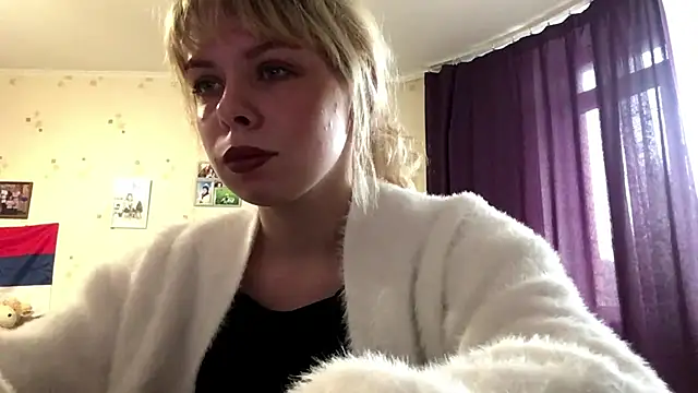 SERBIAN_KISS live sex-cam show